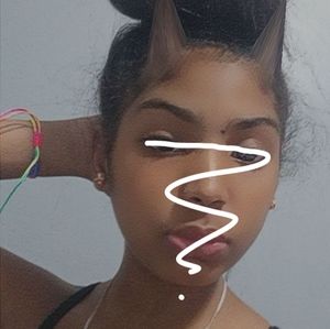 Meet your Posher, Maxi